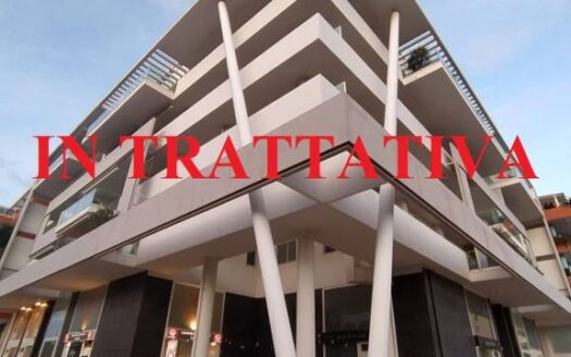 Appartamento in viale Antonio Gramsci 28, Triggiano